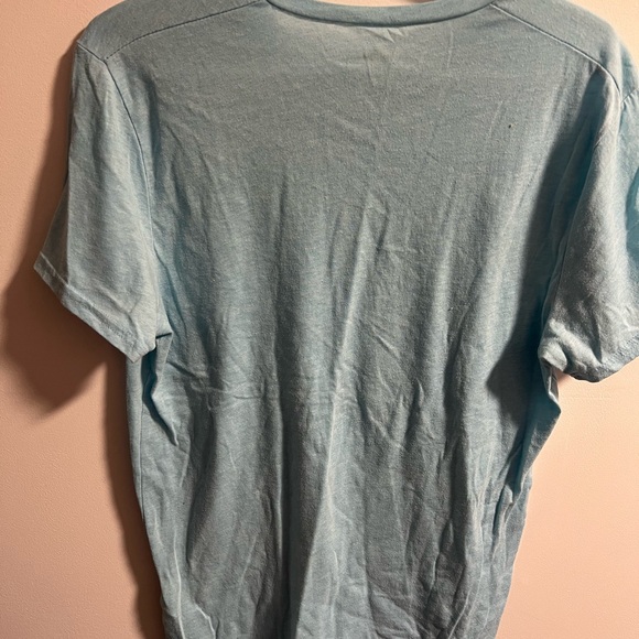 Hollister tshirt - Picture 3 of 3